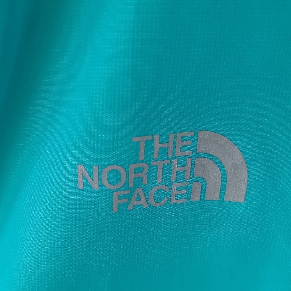 The North Face Teal Jacket - Picture 2 of 9